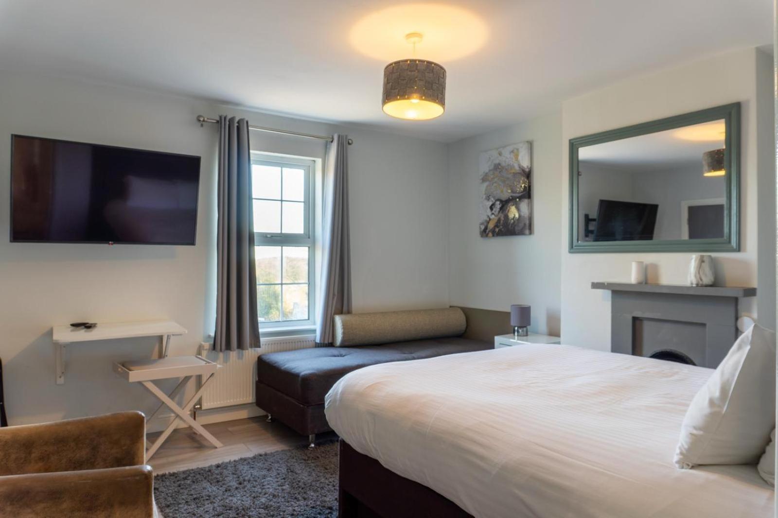 The Fordham Inn Sharnbrook Bagian luar foto
